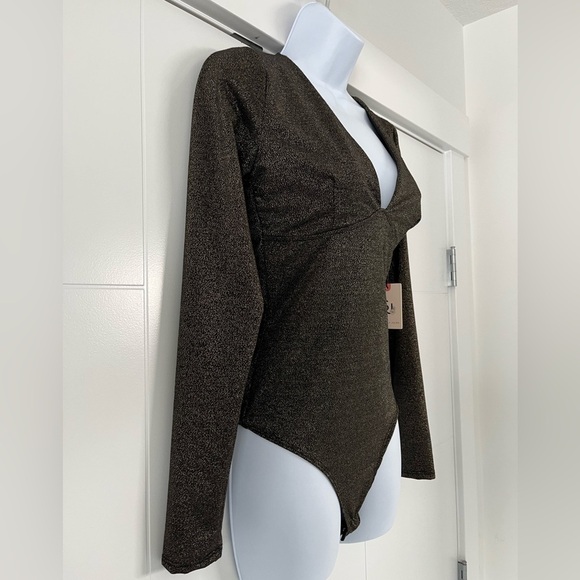 NWT Sincerely Jules/ Metallic glitter/ Bodysuit/ Long sleeve/ Size US S - Picture 3 of 15